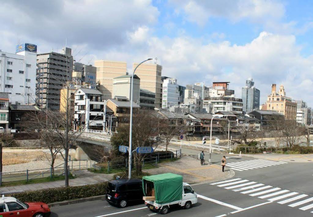 Fushimi \u0130nari Tap\u0131na\u011F\u0131 yak\u0131n\u0131ndaki en iyi oteller hangileri? Kyoto Dış mekan fotoğraf